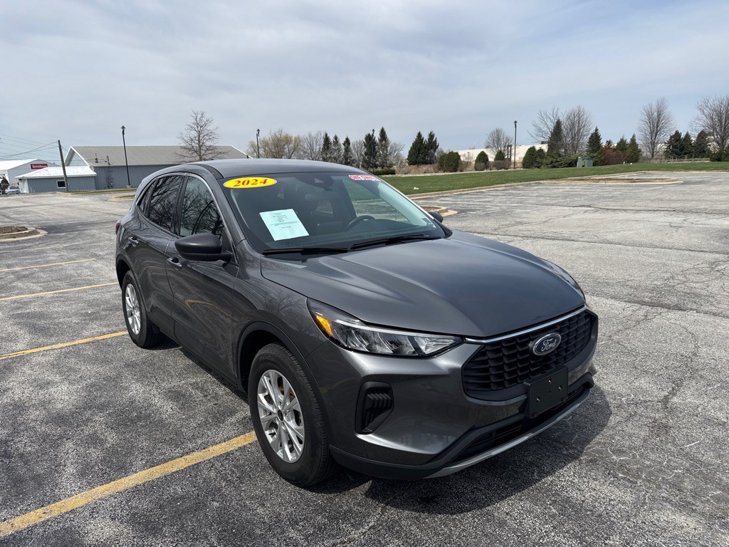 2024 Ford Escape Image 2