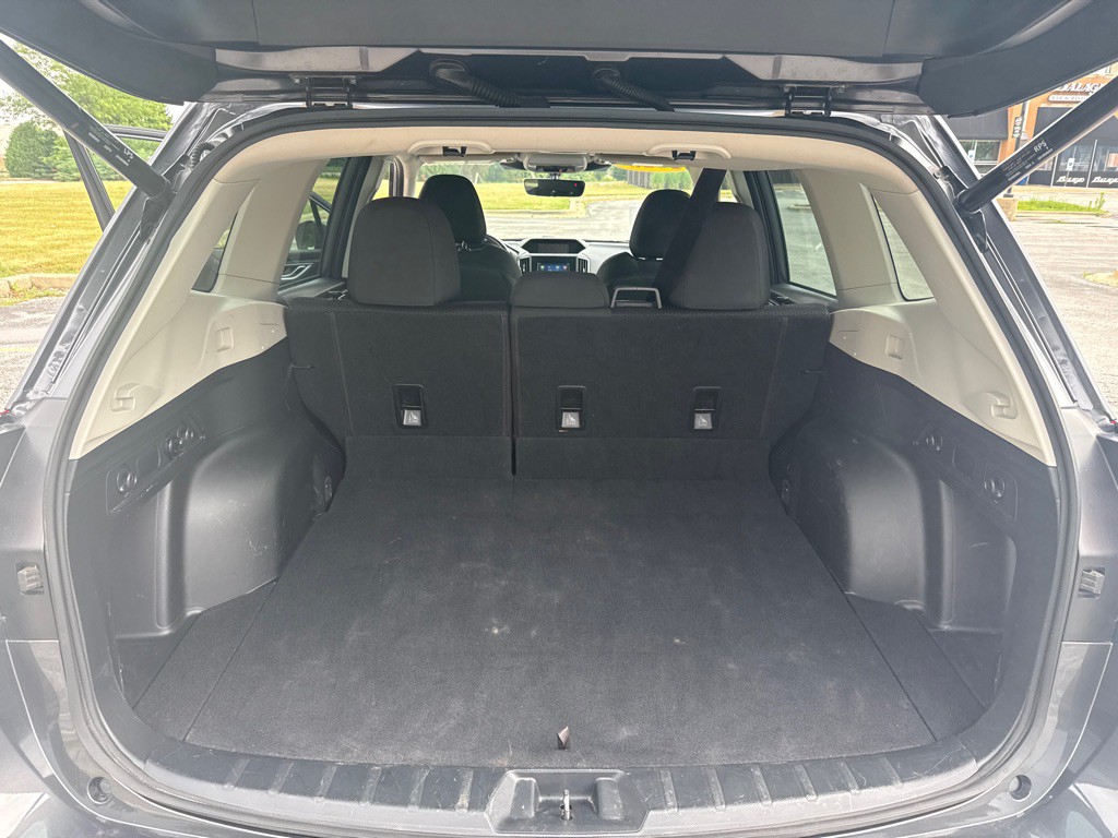 2023 Subaru Forester Image 12