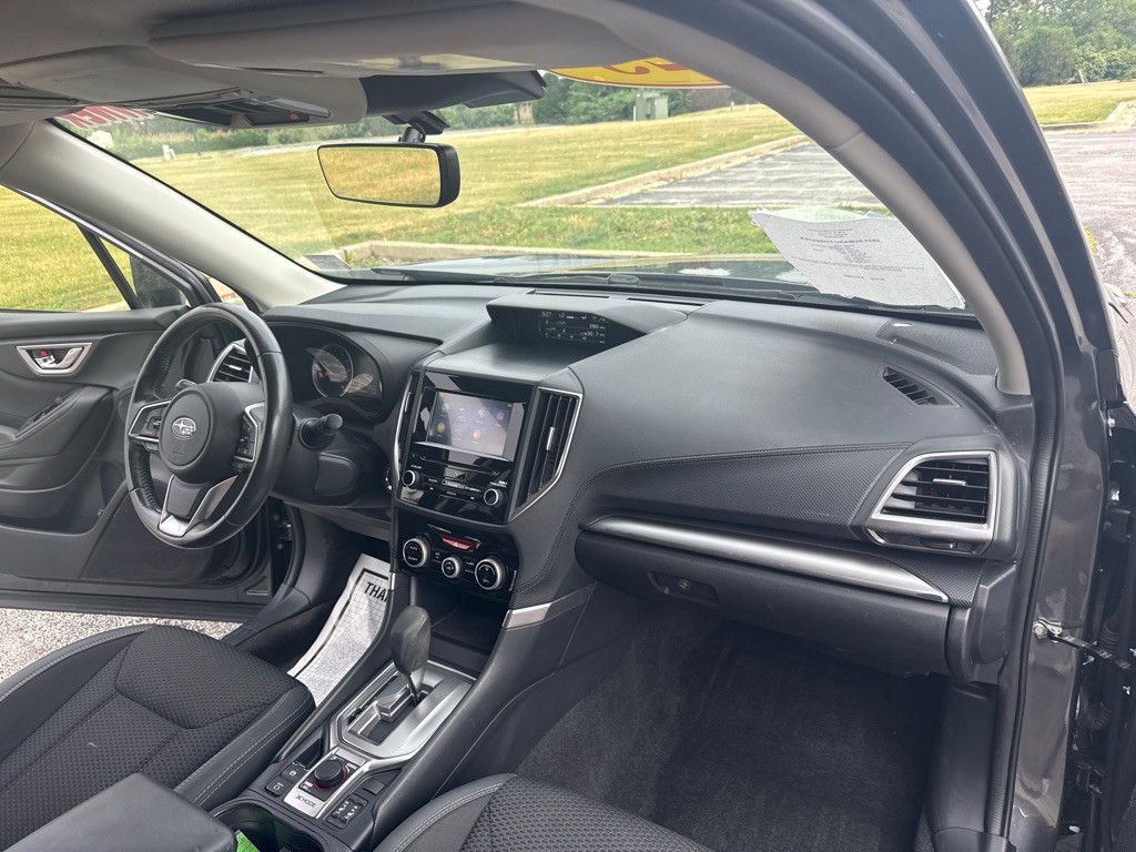2023 Subaru Forester Image 18