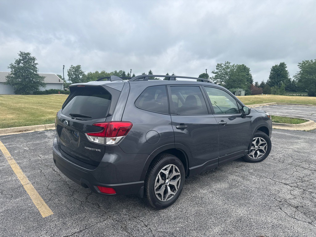 2023 Subaru Forester Image 21