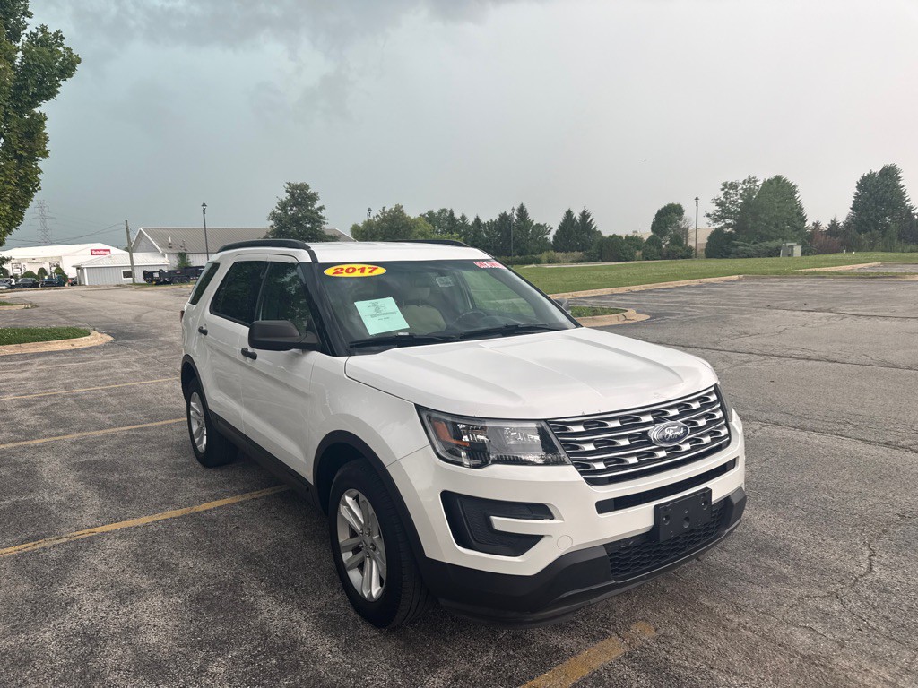 2017 Ford Explorer Image 2