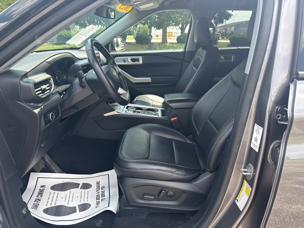 2023 Ford Explorer Image 5
