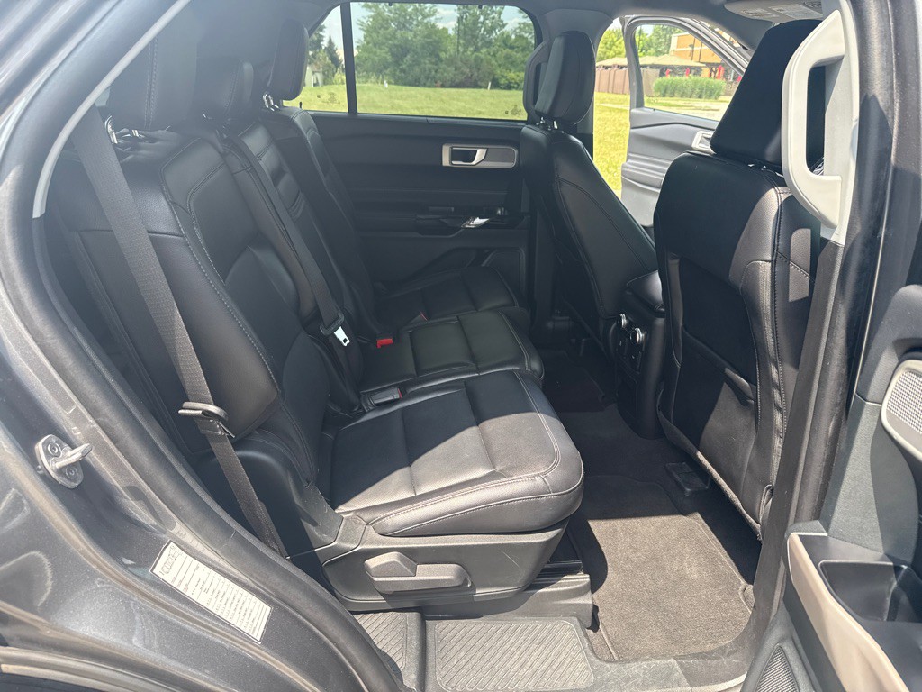 2023 Ford Explorer Image 14