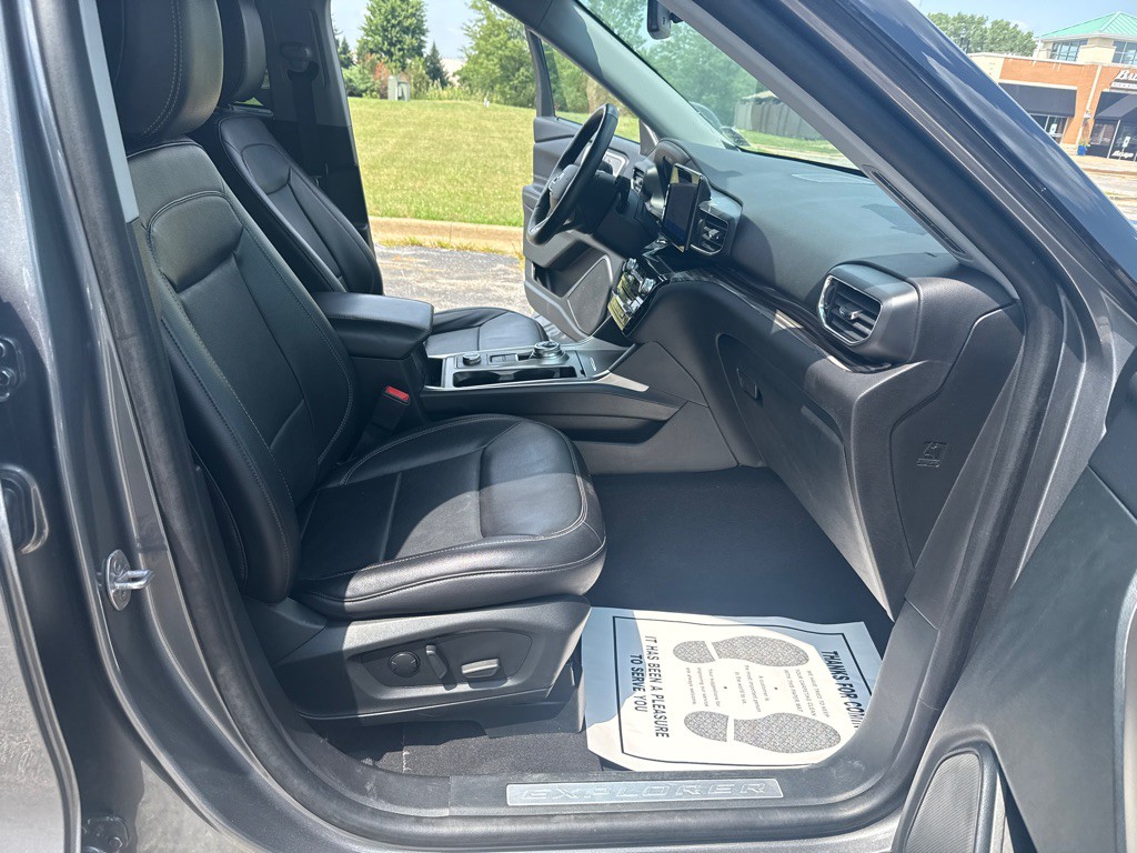 2023 Ford Explorer Image 17