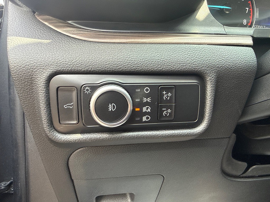 2023 Ford Explorer Image 25