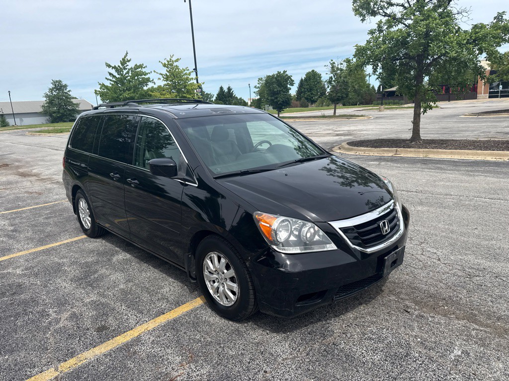 2010 Honda Odyssey Image 2