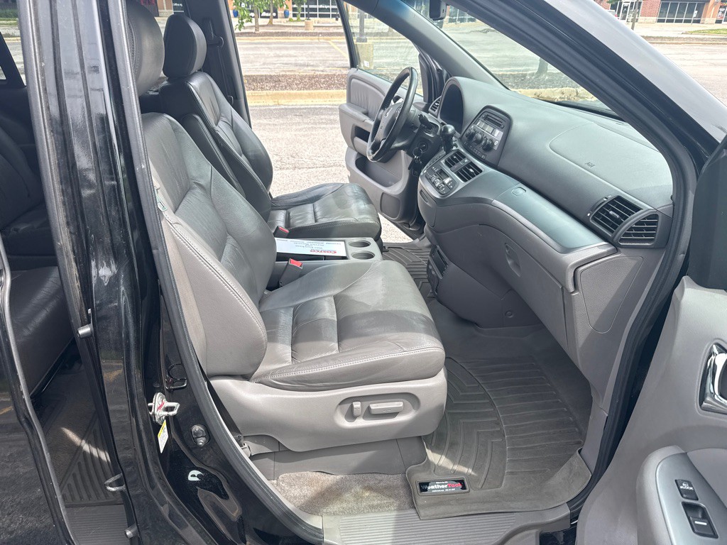 2010 Honda Odyssey Image 10