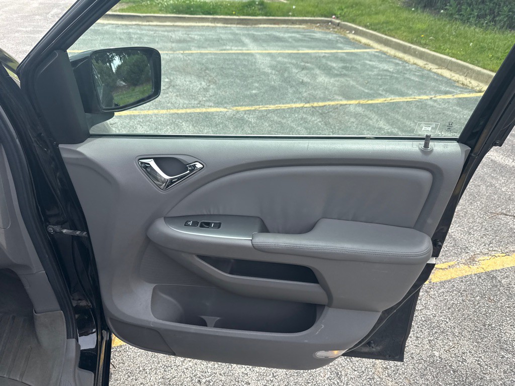 2010 Honda Odyssey Image 12