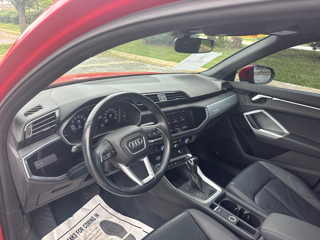 2020 Audi Q3 Image 6
