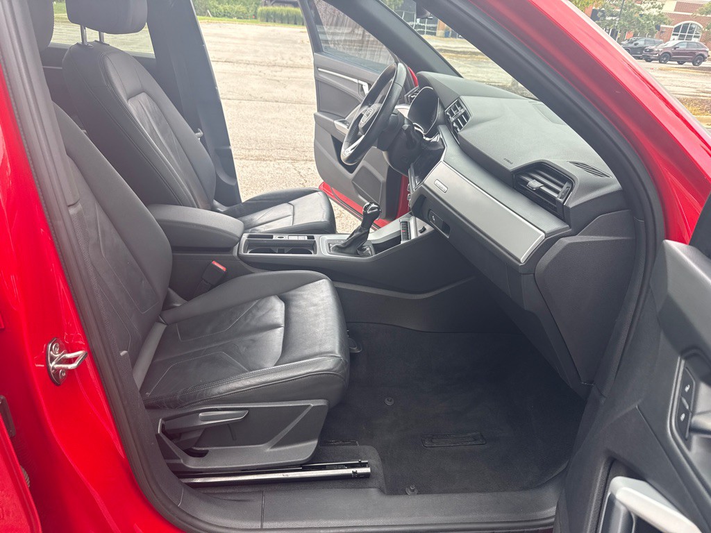 2020 Audi Q3 Image 16