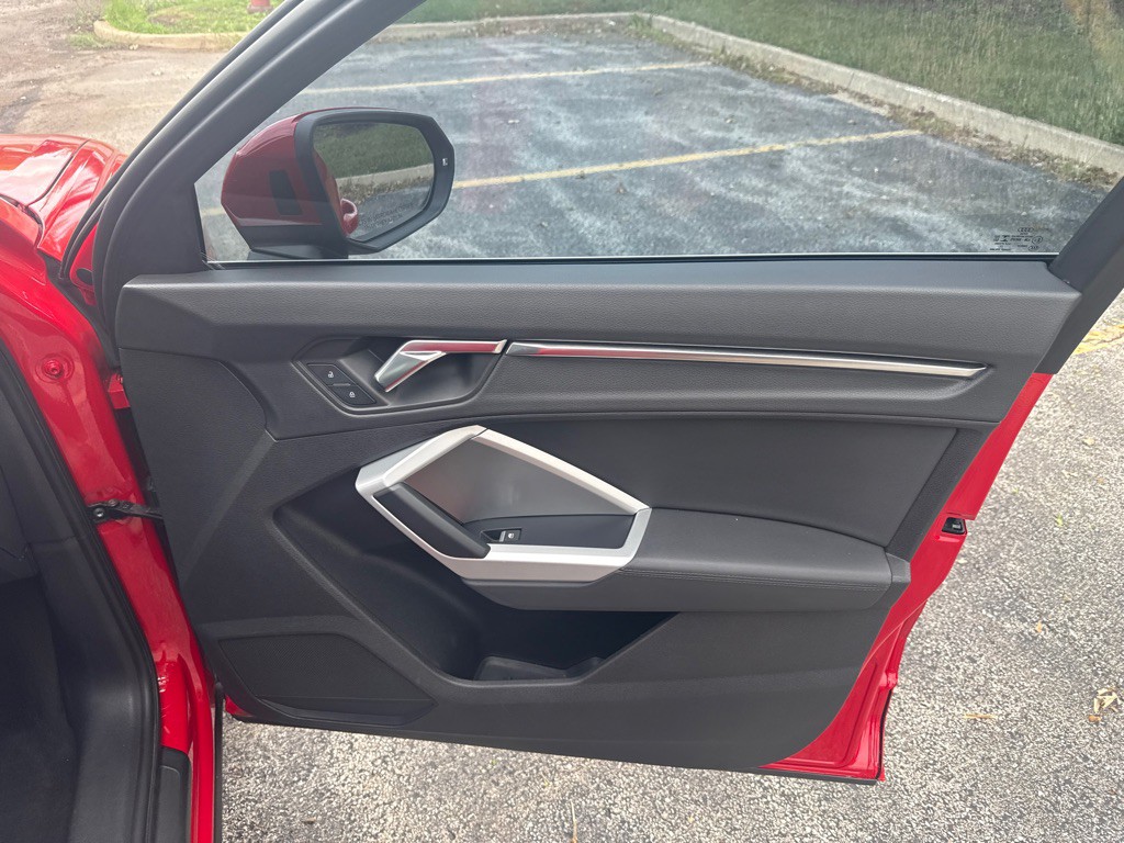 2020 Audi Q3 Image 18