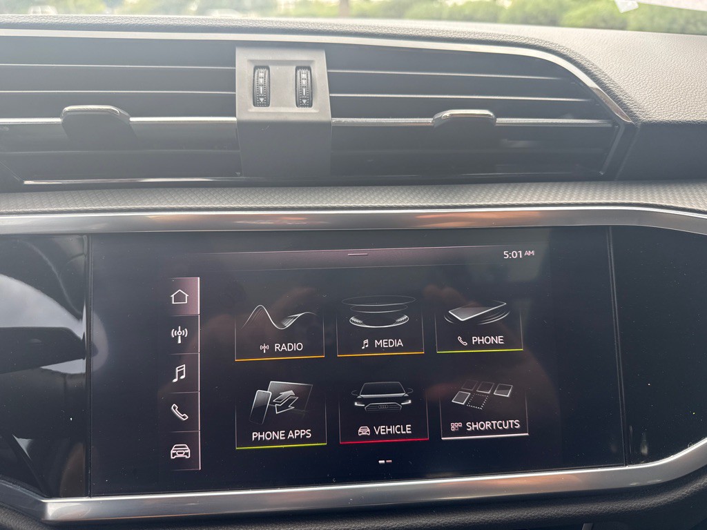 2020 Audi Q3 Image 27