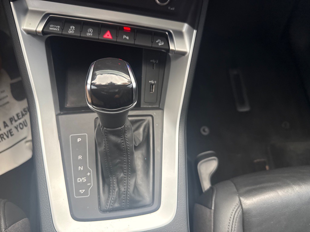 2020 Audi Q3 Image 30