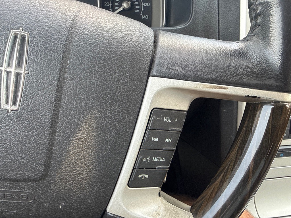2008 Lincoln MKX Image 20