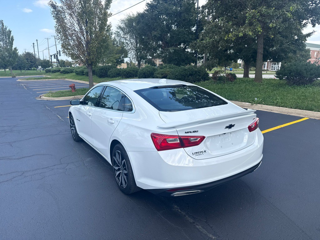 2023 Chevrolet Malibu Image 4