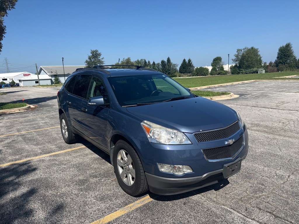 2012 Chevrolet Traverse Image 2