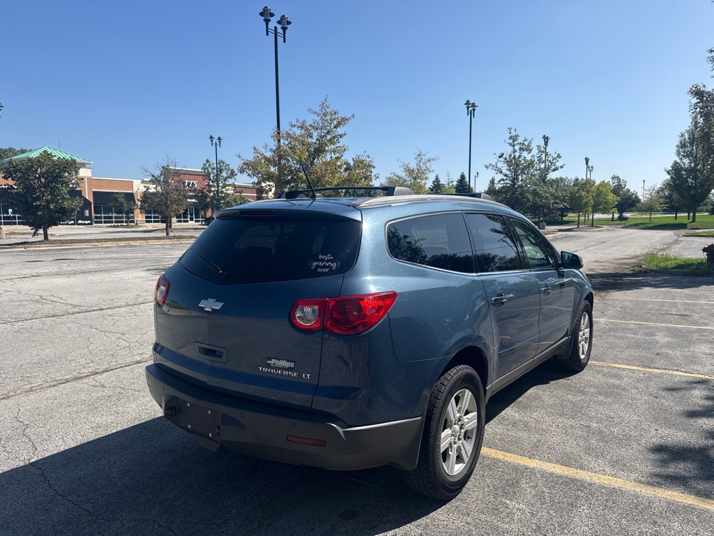 2012 Chevrolet Traverse Image 3