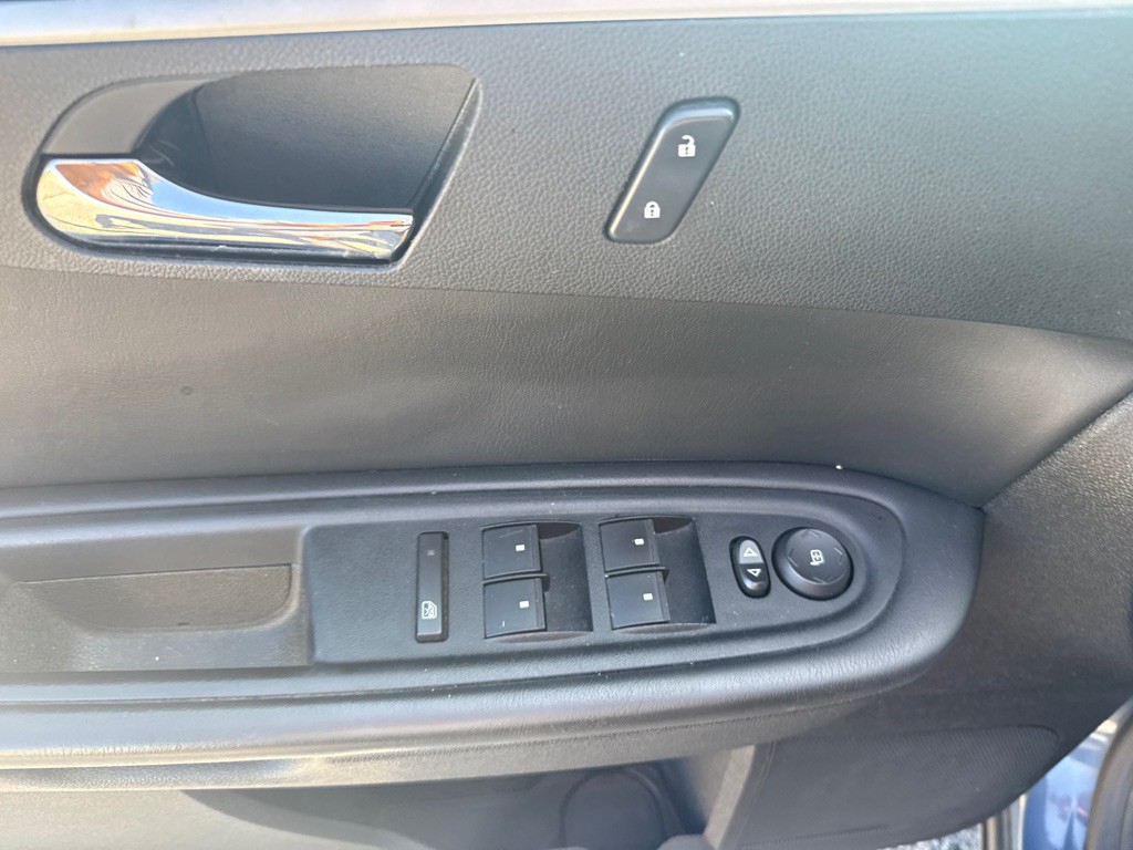 2012 Chevrolet Traverse Image 8