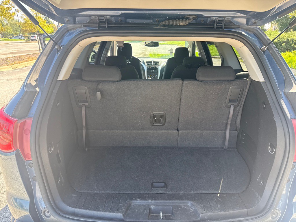 2012 Chevrolet Traverse Image 11