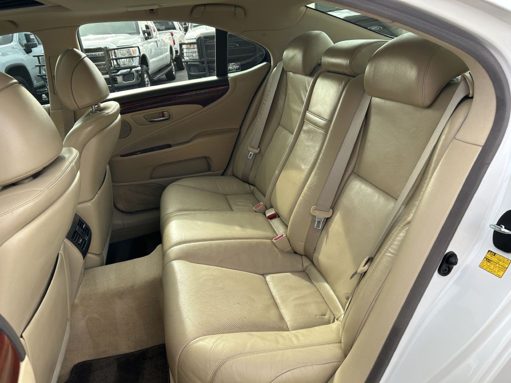 2009 Lexus LS 460 Image 20