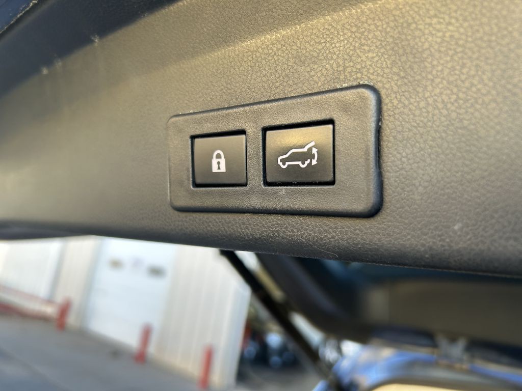 2021 Subaru Ascent Image 16