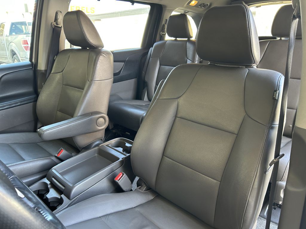 2017 Honda Odyssey Image 11