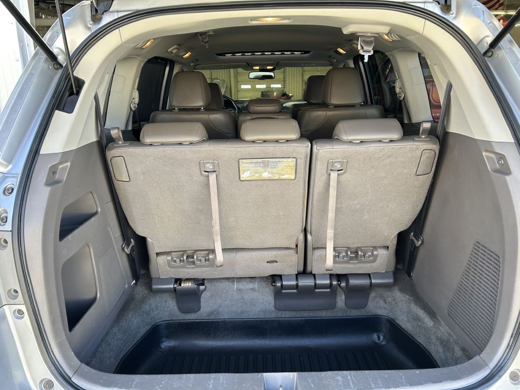 2017 Honda Odyssey Image 14