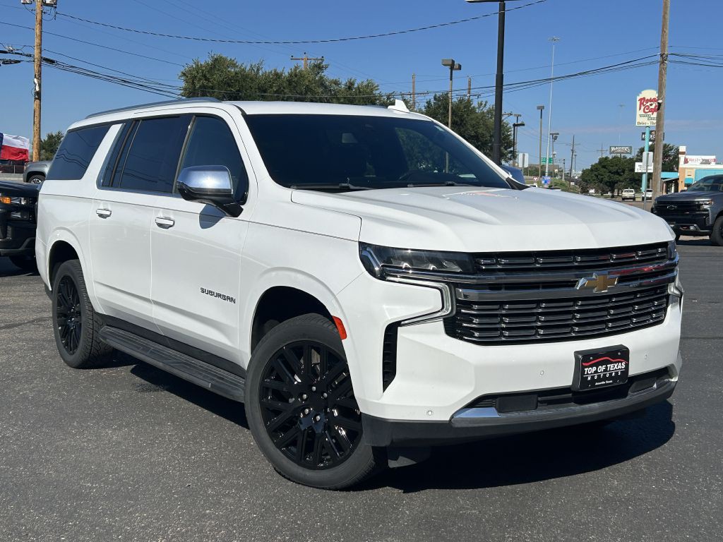 2023 Chevrolet Suburban Image 2