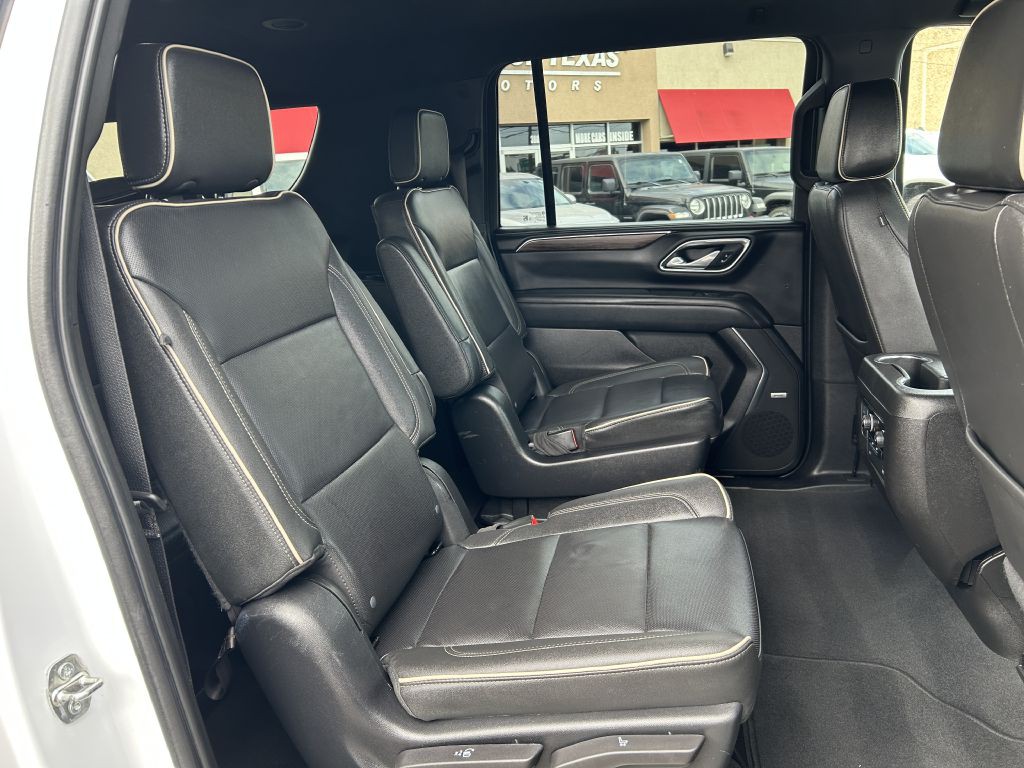 2023 Chevrolet Suburban Image 16