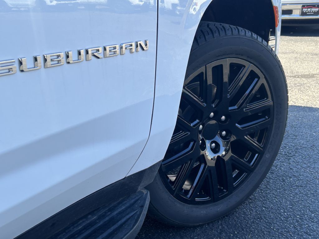 2023 Chevrolet Suburban Image 22
