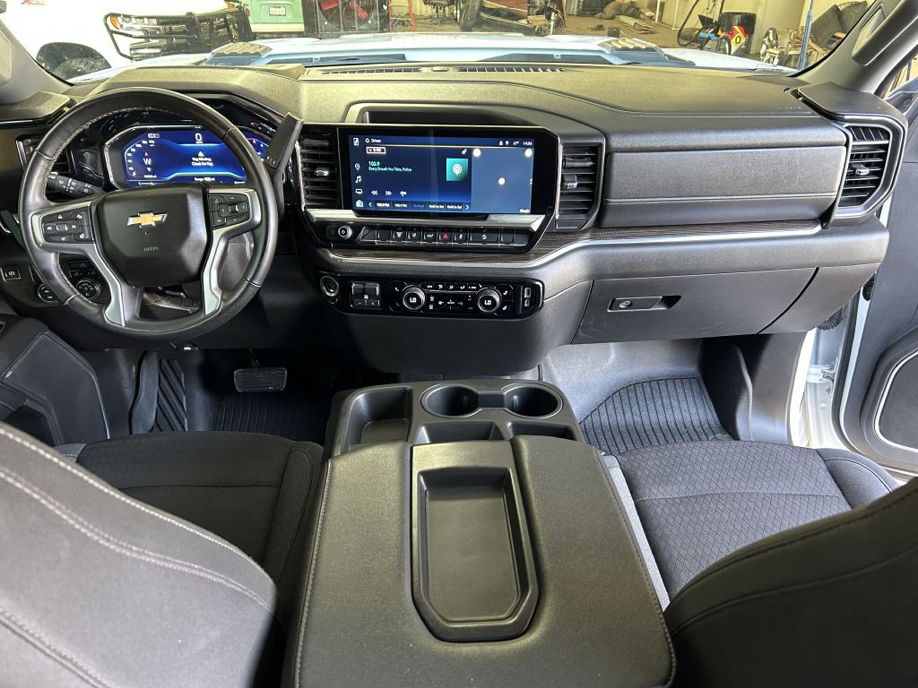 2024 Chevrolet Silverado 1500 Image 8