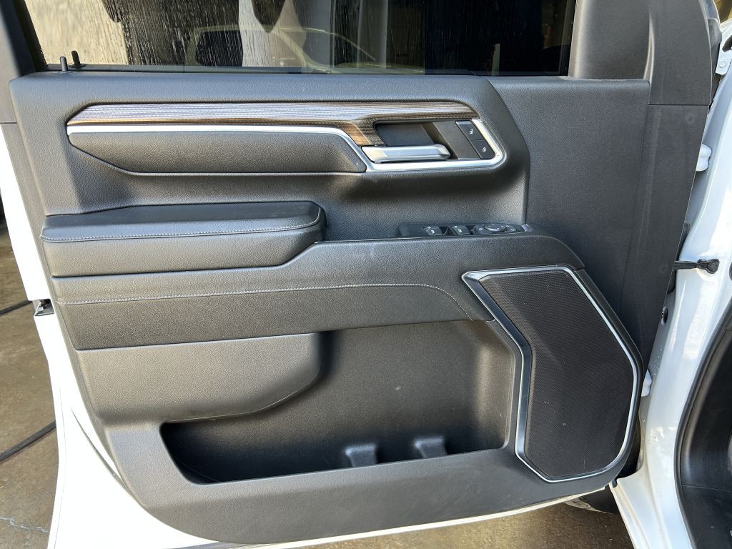 2024 Chevrolet Silverado 1500 Image 3