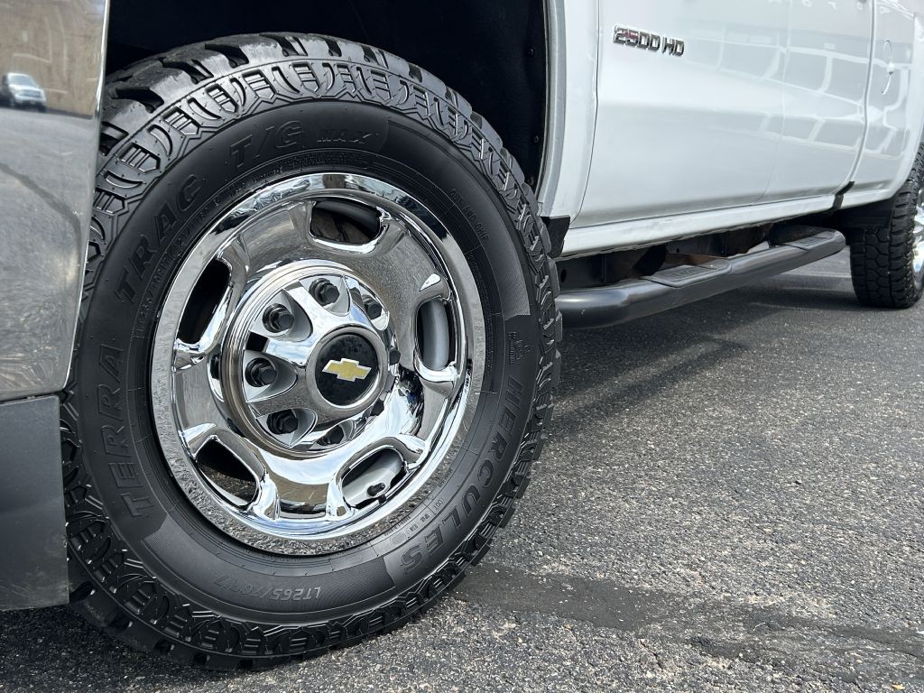 2017 Chevrolet Silverado 1500 Image 16