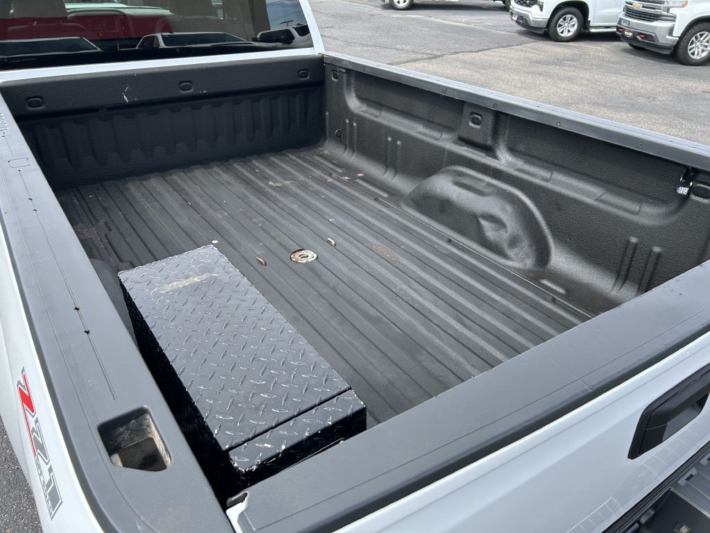 2017 Chevrolet Silverado 1500 Image 20