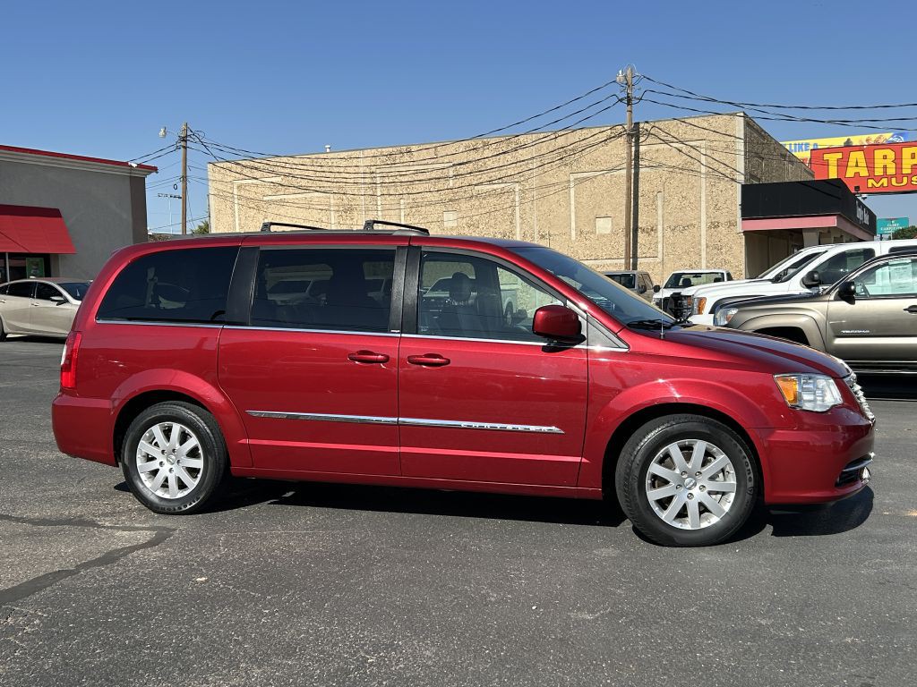 2014 Chrysler Town & Country Image 23