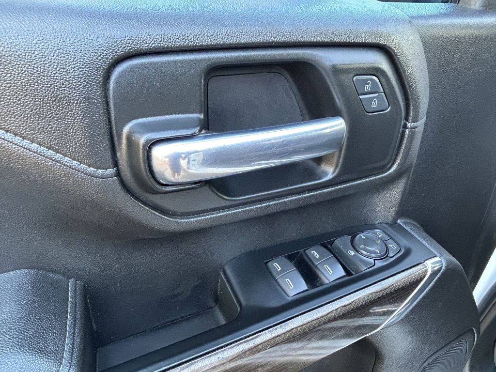 2023 Chevrolet Silverado 1500 Image 4