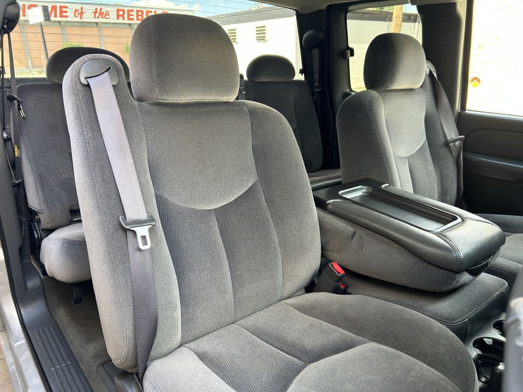 2006 GMC Sierra Image 10