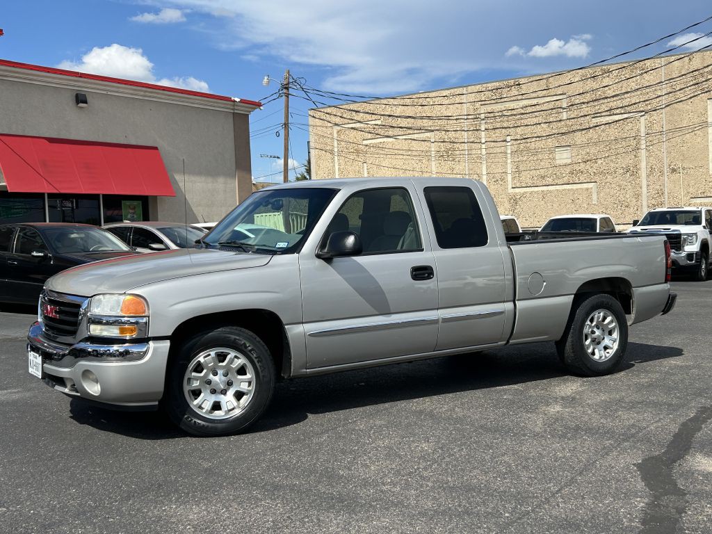 2006 GMC Sierra Image 14