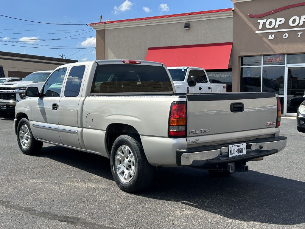 2006 GMC Sierra Image 16