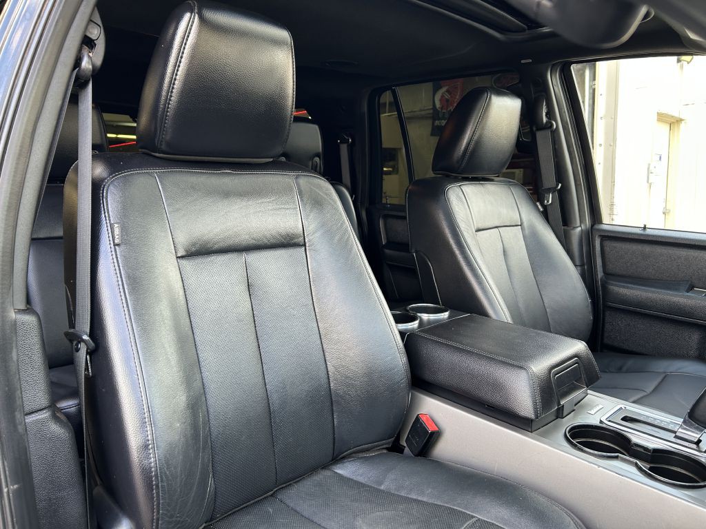 2017 Ford Expedition Image 16