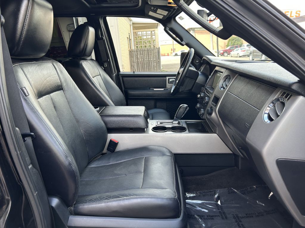 2017 Ford Expedition Image 16