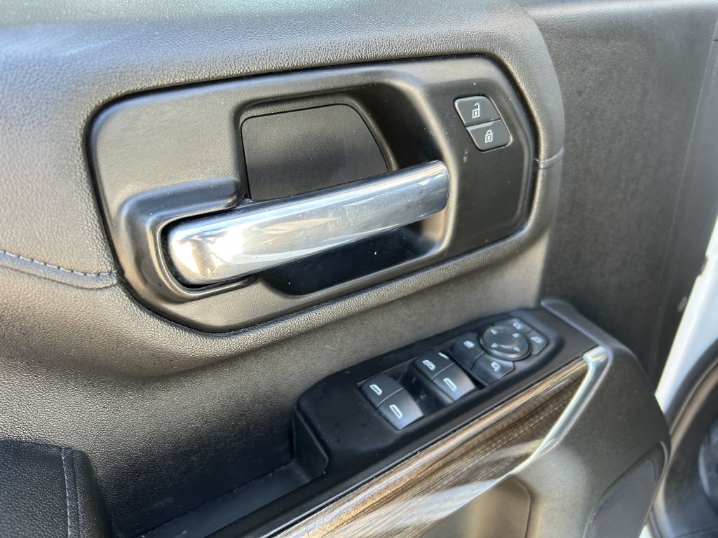 2022 Chevrolet Silverado 1500 Image 3