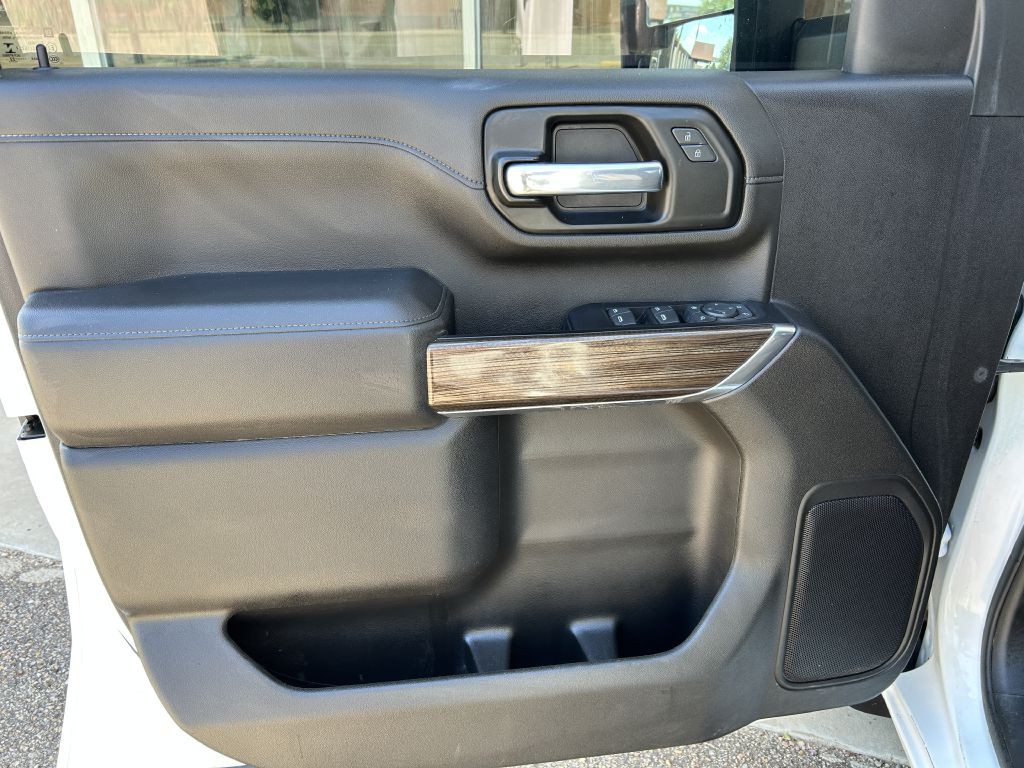 2022 Chevrolet Silverado 1500 Image 3