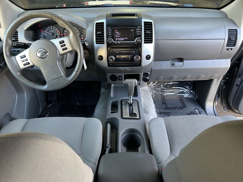 2018 Nissan Frontier Image 12