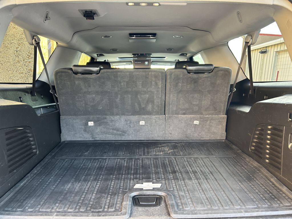 2018 Chevrolet Suburban Image 12