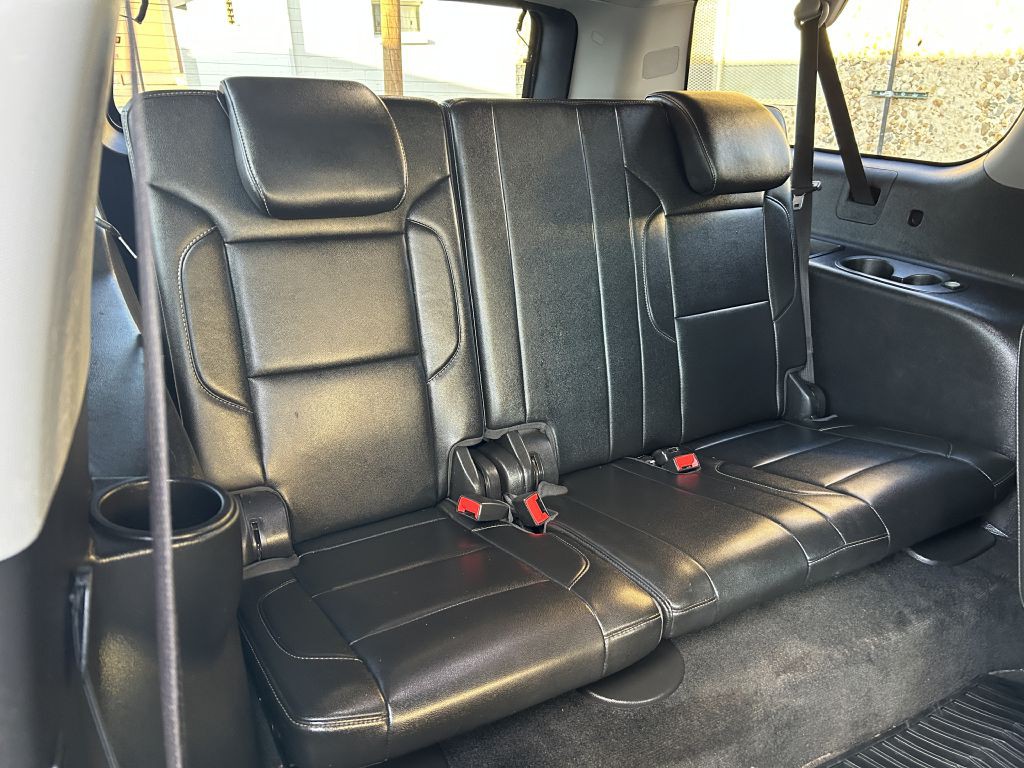 2018 Chevrolet Suburban Image 17