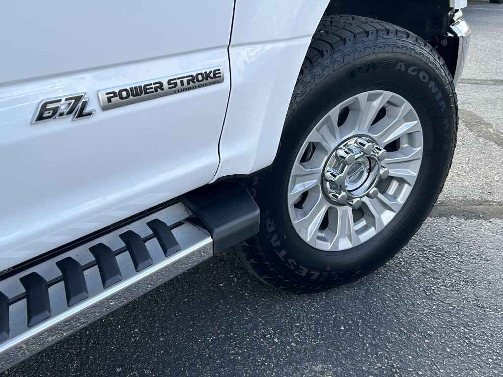 2022 Ford F-250 Image 4