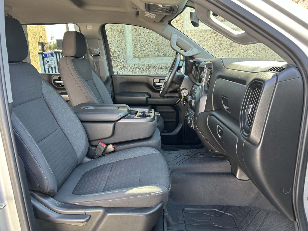 2023 Chevrolet Silverado 1500 Image 11