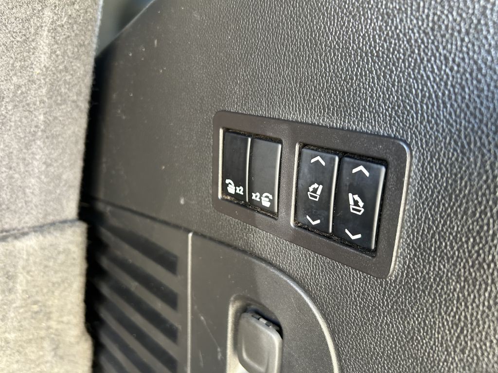 2020 Cadillac Escalade Image 19