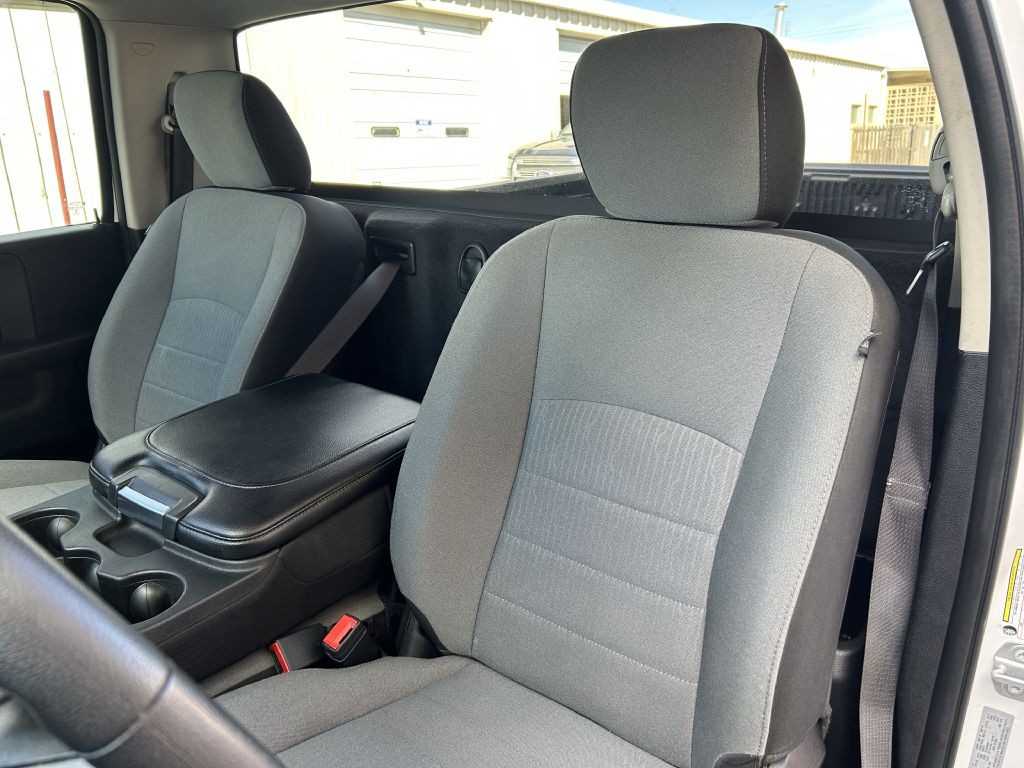 2021 RAM 1500 Image 9